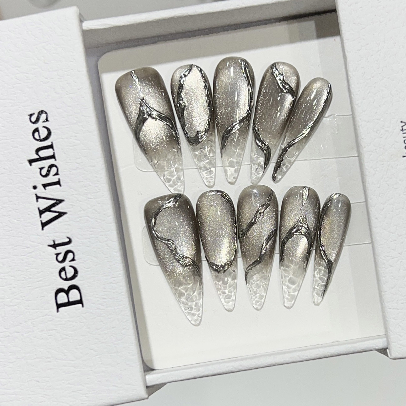 10개 할로윈 가짜 손톱 재사용 가능 긴 팁 블랙 크랙 - Nail Art Cat Eye 리뷰 및 가격